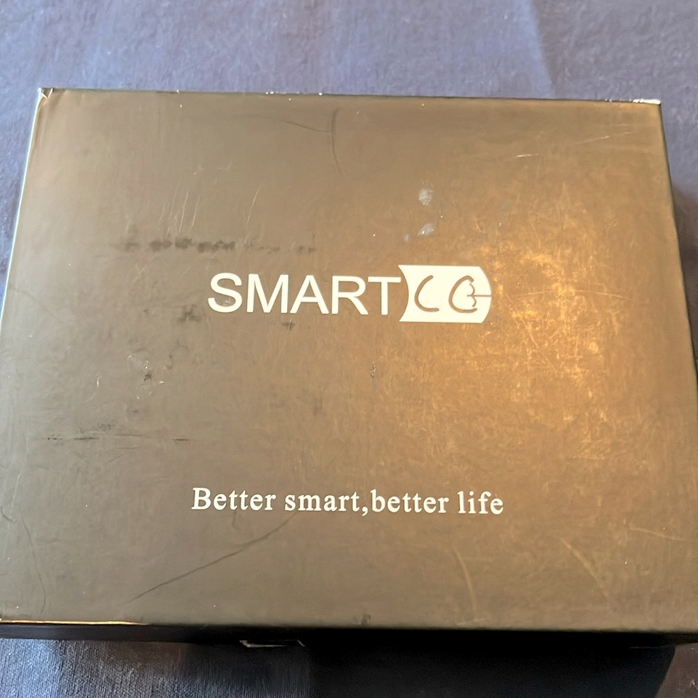 BNIB Smart CC Bluetooth trackable wallet, black leather.